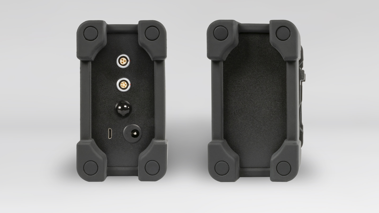 Unidad electrónica QB7 - Laterales y detalle de conectores
